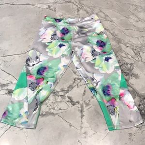 ADIDAS FLORAL CAPRI LEGGINGS